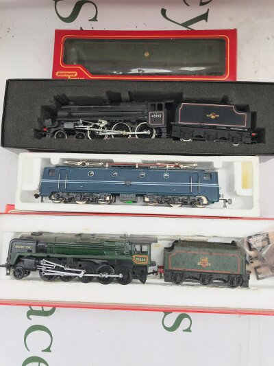 4 X Boxed 00 Gauge Locomotives, including A Evening Star. No Reserve.