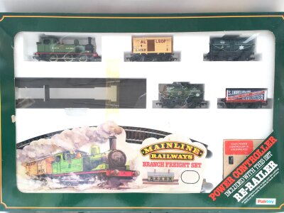 A Boxed Mainline 00 Gauge Branch Freight Set.