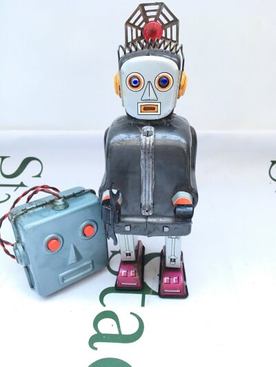 A Rare Vintage Battery Operated Japanese Tinplate Radar Robot Manufactured By Nomura In The 1950s. No Reserve.