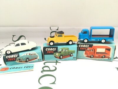 3 X Boxed Corgi Diecast Vehicles A Jaguar 2.4 Litre Saloon #208, A Land Rover #406 And A Karrie Bantam Two Tonner #455.