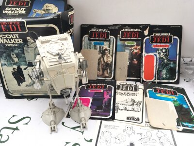 A Boxed Vintage Star Wars Palitoy Scout Walker Vehicle, with Instructions, 5 Figure Backing Cards, And Jaba The Hutt Playset Instructions. Box Is Worn. No Reserve.