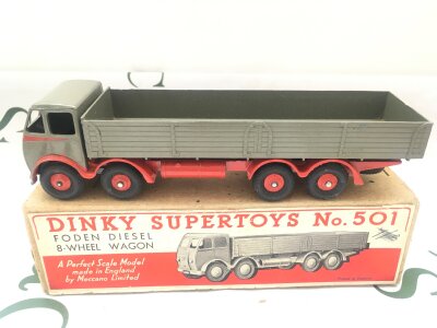 A Boxed Dinky Supertoys Foden diesel 8-Wheel Wagon #501.