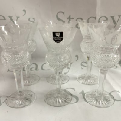 6 Edinburgh crystal thistle design wine glasses. 17cm (A)