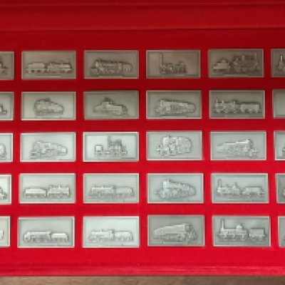 A cased collection of Pewter British Locomotives ingots. (D) NO RESERVE