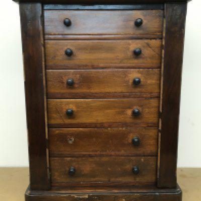 Collectors cabinet 52cm tall 38cm wide