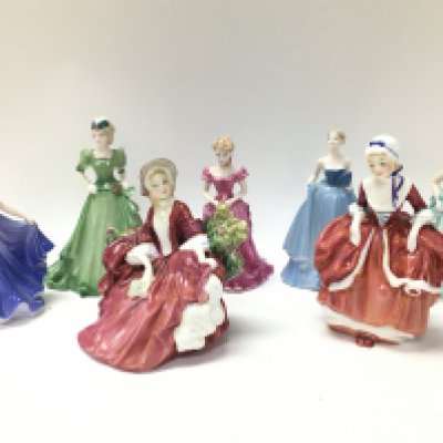 A Collection of Royal Doulton & Coalport figures. Coalport boxed. This lot cannot be posted. NO RESERVE