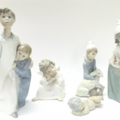 A Collection of Lladro figures and Wade whimsies. This lot cannot be posted. NO RESERVE