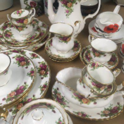 A Royal Albert part tea / coffee set together with Dinner plates .