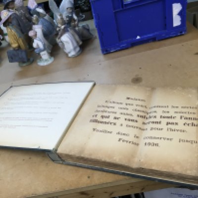 A late 1930s French fashion book, Madame, This album contains the series of classic plain woolens, plain silks and linings, followed all year round, and which will not be sampled again for the winter. Please keep it until February 1936. postage category C