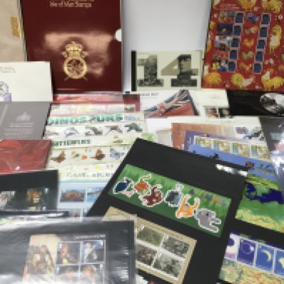 A large collection of presentations packs stamp sheets etc. Postage B