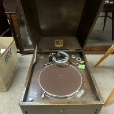 HMV model 103 gramophone together with a collection of records. (D)