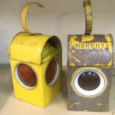 Vintage Murphy and road lamps. This lot cannot be posted