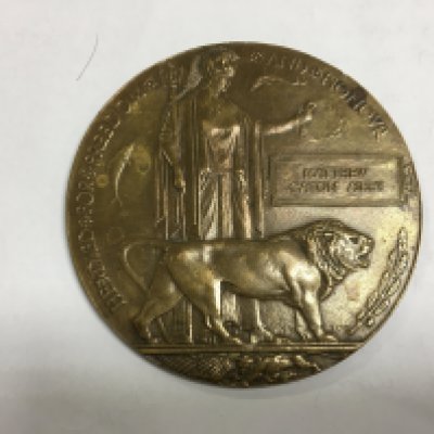 A I world war memorial plaque awarded to Mathew Caton Airey.