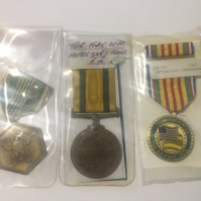 An American Commendation medal Military 1961-1963 Vietnam commemorative medal and a Territorial medal 1914-19 awarded to 170925 Gnr Turner RA. (3)
