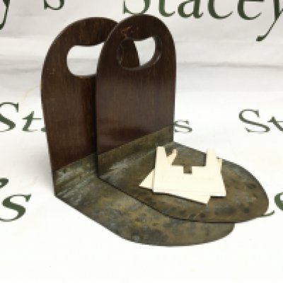 A pair of book ends made from propeller wood Laminates.