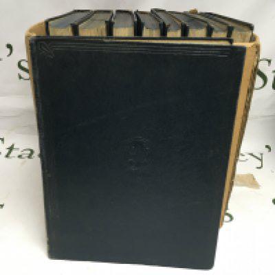 A complete 9 volume set of the second Great War by Hammerton.