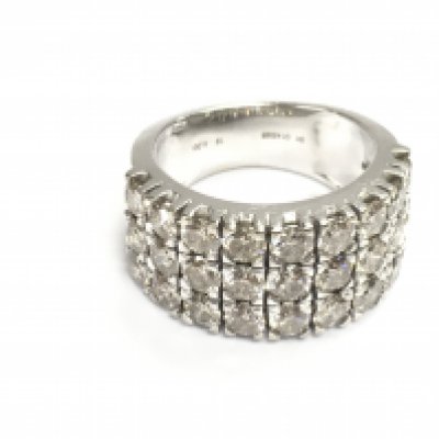 9ct white gold band set with three rows of diamonds. Size O and 4ct diamonds with certificate. Postage B