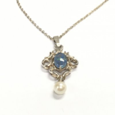 Art nouveau style pearl and opalite necklace. Postage B