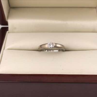 An 18ct white gold diamond solitaire ring set with a brilliant cut diamond. Approx weight 3grams, size H.