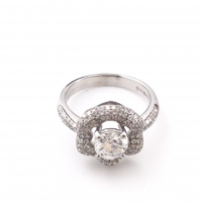 An 18k white gold ring set with diamonds. Size N 1/2 and 4.90g. Comes with IDRC report. Postage B