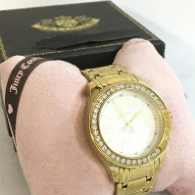 A boxed Juicy Conture ladies watch. NO RESERVE