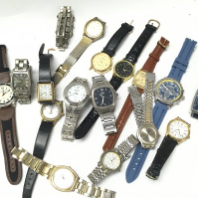 A Collection of vintage watches including Sekonda. Postage category B