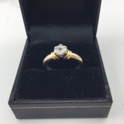 An 18ct white gold solitaire ring. Approx weight 4.76 grams, approx size M.