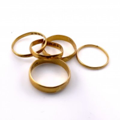 5 22 ct gold wedding bands, total weight 9.89g, (A)