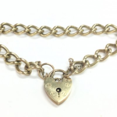 A 9 carat gold bracelet. Total weight 14g. Postage category A