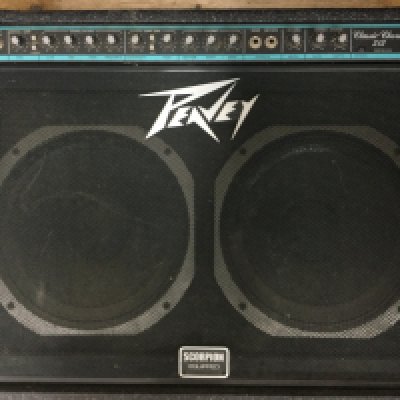 A Peavey Classic Chorus 212 guitar amplifier. Comes with original footswitch. <a href="https://www.the-saleroom.com/en-gb/auction-catalogues/staceys-auctioneers-and-valuers/catalogue-id-srsta10351/lot-008ec761-7c1a-405b-8e20-b24101152725"> Click Here to Register to bid </a>