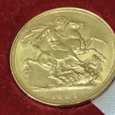 A Queen Victoria 1887 Full sovereign, Sydney mint. (A)