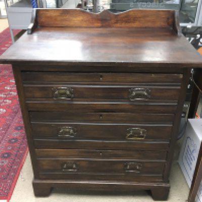 An oak chest of drawers , dimensions 51x84x94cm.