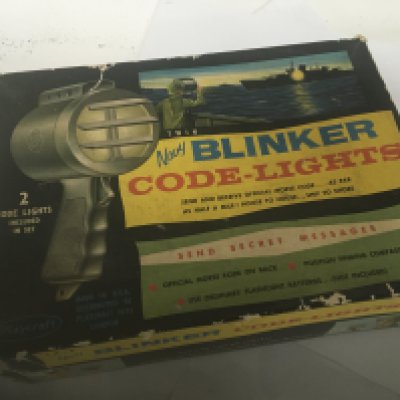 A boxed Vintage toy Navy Blinker Code Lights made by Playcraft Toys in a fitted box. NO RESERVE
