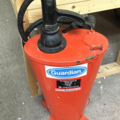 Guardian Garage forecourt motorcycle oil pump with handle , 70cm tall. This lot cannot be posted