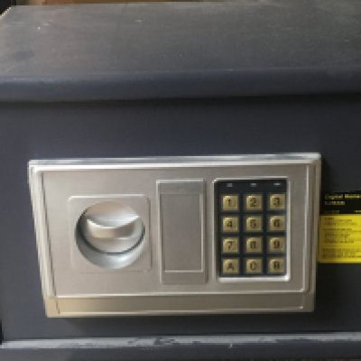 A challenge digital home safe model S-25EA(II)/S-50EA(II)