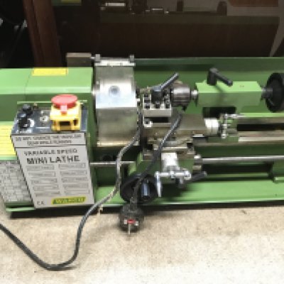 A warco single phase mini lathe. Postage D