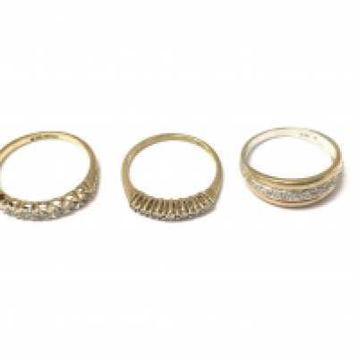 Three 9ct diamond 1/2 hoop rings. 5.82g