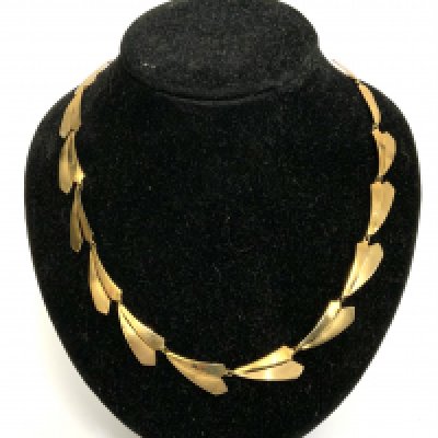 A 1950s 9ct gold necklace, 11.4g. (A)
