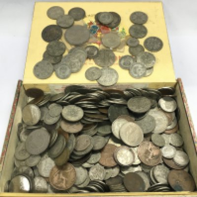 A large collection of assorted coinage including a large amount of pre 1946. Postage B