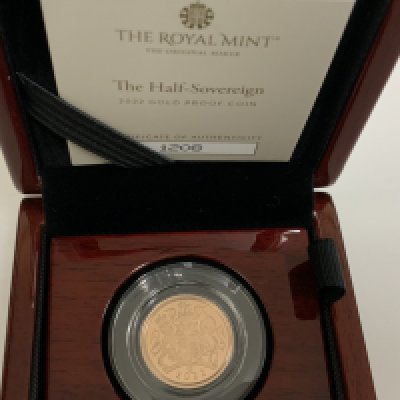 2022 gold proof half sovereign,Royal Mint issue no 1208 (A)