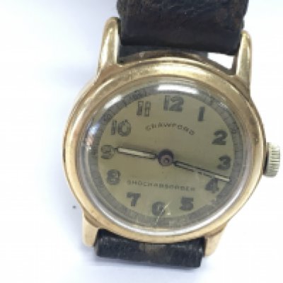 A gents 1940s 14ct gold cased Crawford watch. Winds and runs. 35.28g total weight