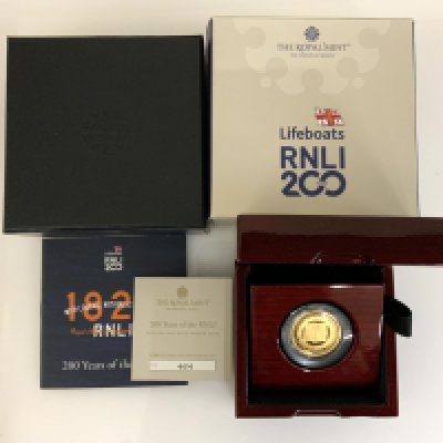 Royal Mint issue, 200 Years of the RNLI 2024 UK 1/4oz gold proof coin. No.464.