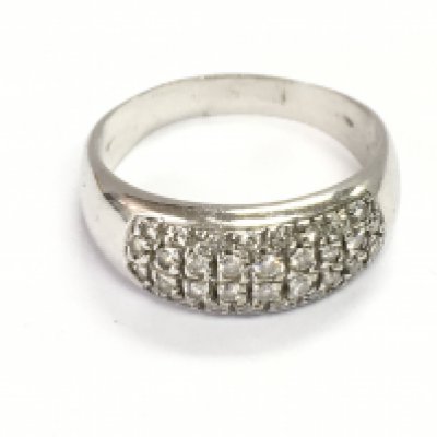 An 18ct white gold and diamond pave set ring with Italian hallmark. Size T and 6.46g