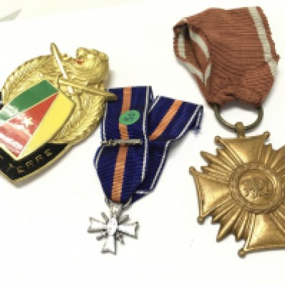 A french Army of earth chest badge, Polish cross of merit, Dutch Cross For Freedom And Justice Korea 1950 miniature medal. Postage category A