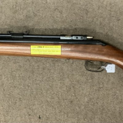 (F1) Cal.5mm Sheridan Blue Streak C02 bolt action pellet rifle. (D)