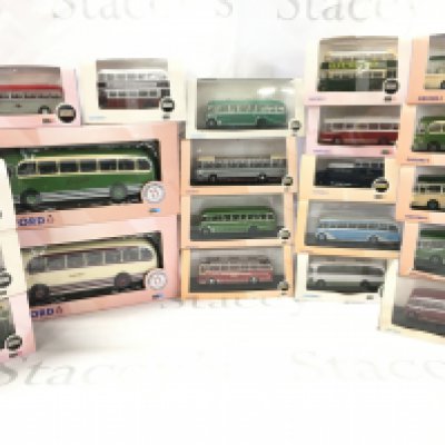 A Collection of Boxed Oxford Diecast Buses 1/16 and 1/43 Scale.