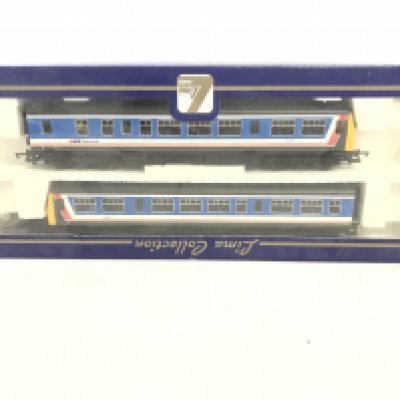 A Boxed Lima 00 Gauge Class 101 2 Car Dmu NSE.