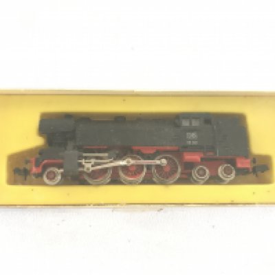 A Boxed Arnold Rapido N Gauge Class 66 DB 2-6-4 Steam Engine. #0220.