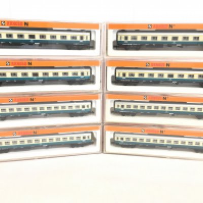 8 X Boxed German Arnold N Gauge Coaches No Reserve.
