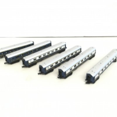 6 Lima N Gauge International Wagon Lits. No Reserve.